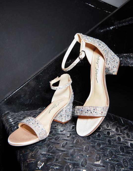 Frauen Betsey Johnson Mari Sekt Schuhe ZJFF45