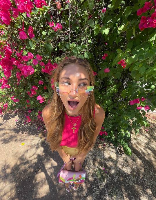 Frauen Betsey Johnson Nehmen Sie eine Flugsonnenbrille mit irisierend Zubehör ZJFF368