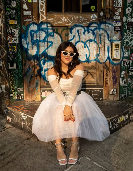 Frauen Betsey Johnson Scott Elfenbein Schuhe ZJFF147