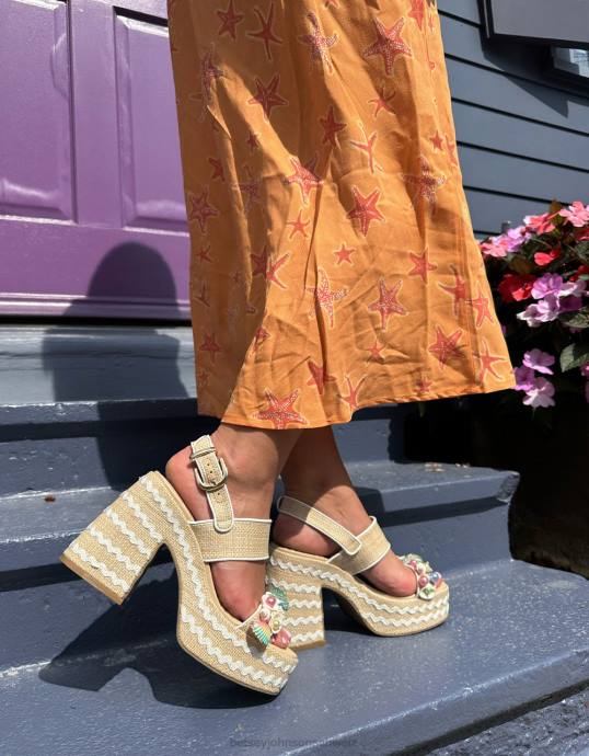 Frauen Betsey Johnson Shellie natürliches Multi Schuhe ZJFF67