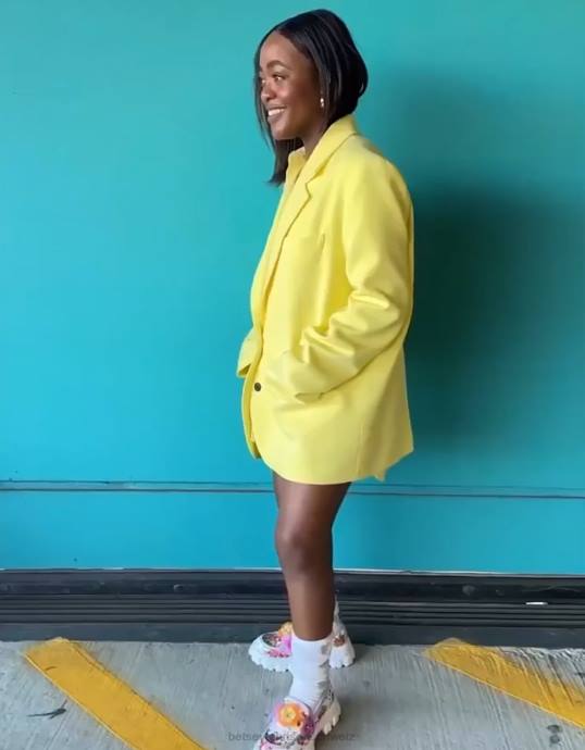 Frauen Betsey Johnson Vinie blumig multi Schuhe ZJFF53