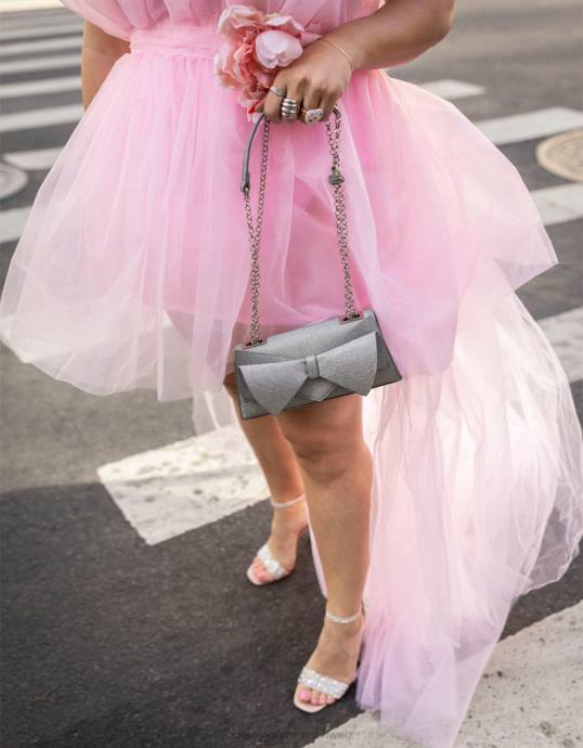 Frauen Betsey Johnson Wandelbare Tasche mit eckiger Schleife Silber Zubehör ZJFF215