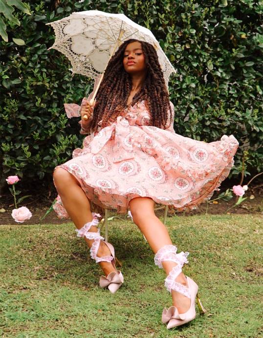 Frauen Betsey Johnson edel Sekt Schuhe ZJFF62