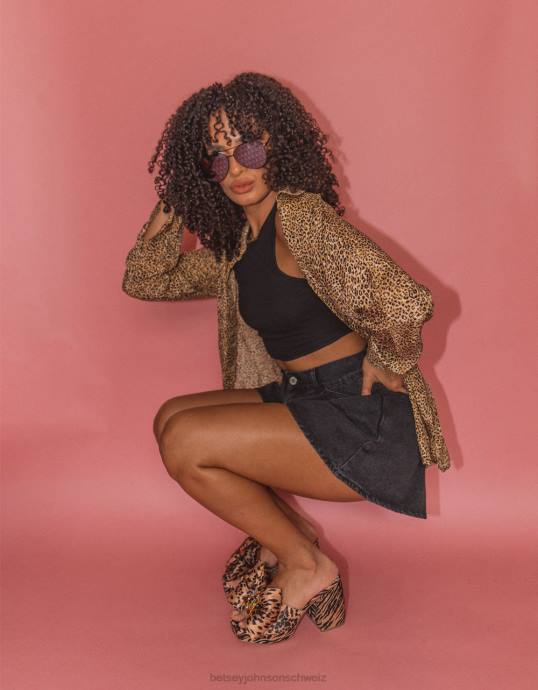 Frauen Betsey Johnson möglich Leoparden-Multi Schuhe ZJFF5