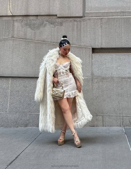 Frauen Betsey Johnson x markiert die Stelle am oberen Griff der Tasche Gold Zubehör ZJFF250